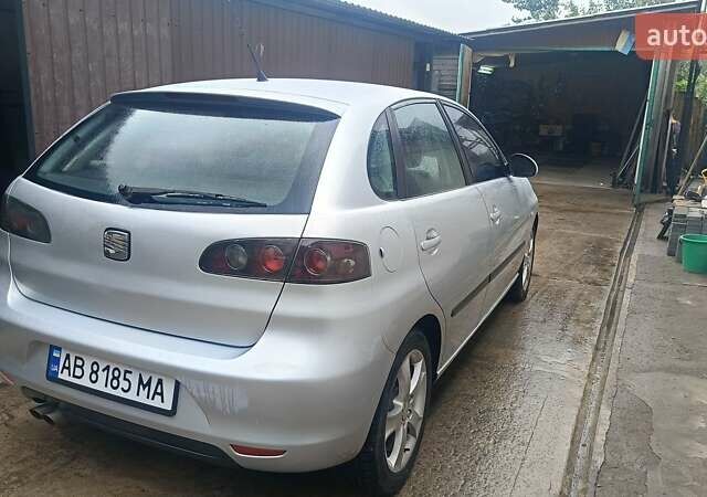 Сірий Сеат Ibiza, об'ємом двигуна 2 л та пробігом 284 тис. км за 3500 $, фото 2 на Automoto.ua