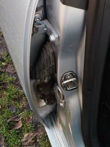 Серый Сеат Ибица, объемом двигателя 2 л и пробегом 324 тыс. км за 4300 $, фото 33 на Automoto.ua