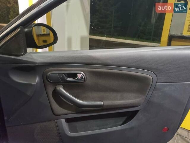 Серый Сеат Ибица, объемом двигателя 1.98 л и пробегом 156 тыс. км за 5300 $, фото 9 на Automoto.ua