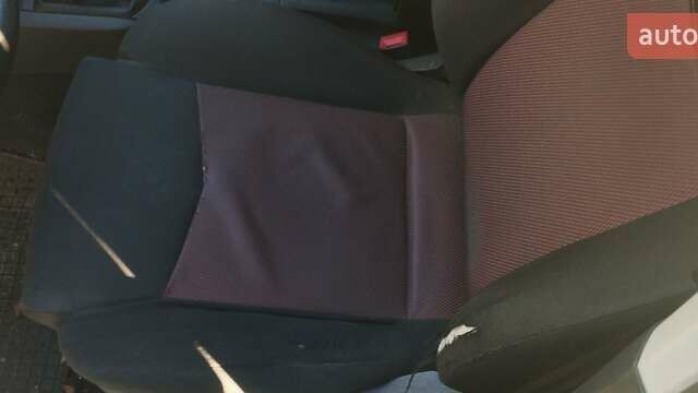 Серый Сеат Ибица, объемом двигателя 2 л и пробегом 324 тыс. км за 4300 $, фото 29 на Automoto.ua