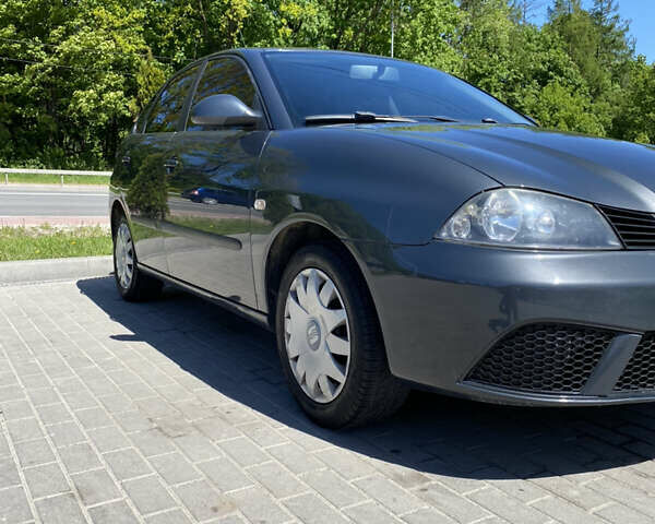 Сірий Сеат Ibiza, об'ємом двигуна 1.2 л та пробігом 152 тис. км за 4300 $, фото 52 на Automoto.ua