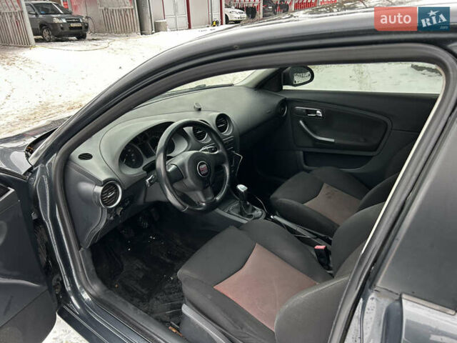 Серый Сеат Ибица, объемом двигателя 2 л и пробегом 156 тыс. км за 3300 $, фото 8 на Automoto.ua