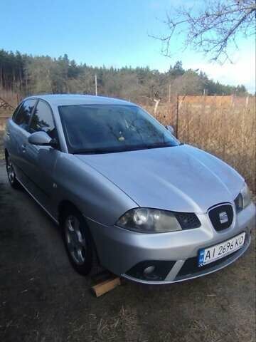 Серый Сеат Ибица, объемом двигателя 2 л и пробегом 324 тыс. км за 4300 $, фото 2 на Automoto.ua
