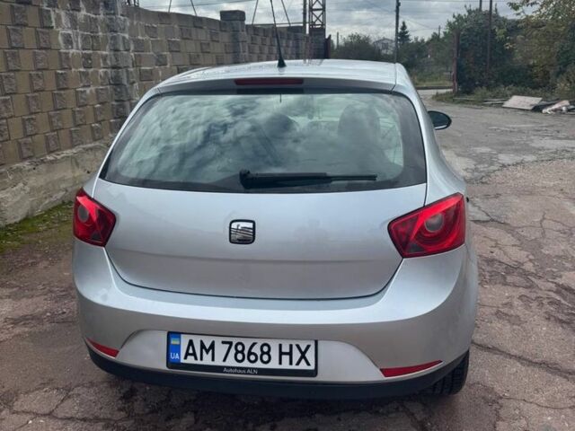 Серый Сеат Ибица, объемом двигателя 1.4 л и пробегом 129 тыс. км за 5800 $, фото 1 на Automoto.ua