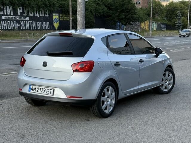 Сірий Сеат Ibiza, об'ємом двигуна 1.2 л та пробігом 360 тис. км за 4300 $, фото 2 на Automoto.ua