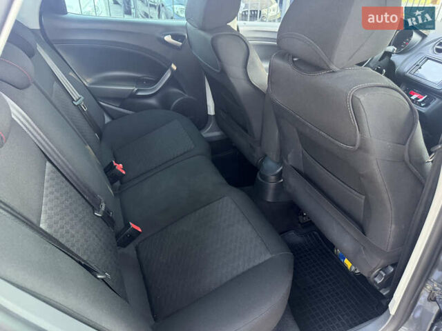 Сірий Сеат Ibiza, об'ємом двигуна 1.39 л та пробігом 236 тис. км за 7999 $, фото 23 на Automoto.ua
