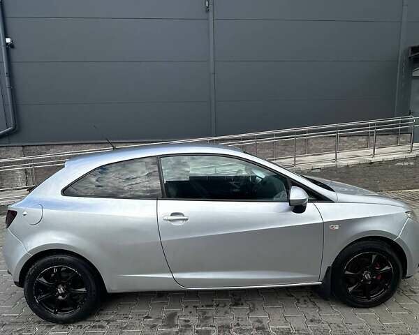 Серый Сеат Ибица, объемом двигателя 1.6 л и пробегом 234 тыс. км за 4550 $, фото 12 на Automoto.ua