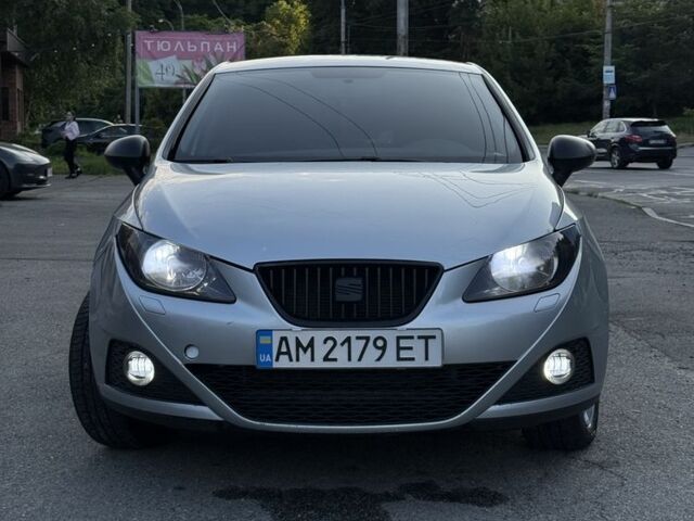 Сірий Сеат Ibiza, об'ємом двигуна 1.2 л та пробігом 360 тис. км за 4300 $, фото 1 на Automoto.ua