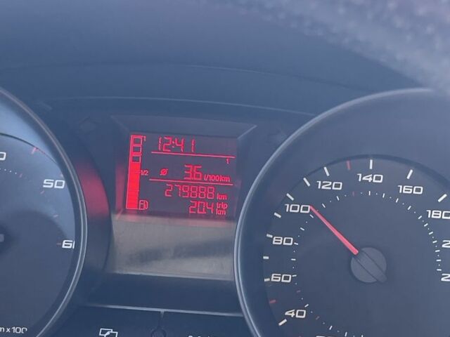 Серый Сеат Ибица, объемом двигателя 1.4 л и пробегом 285 тыс. км за 5900 $, фото 3 на Automoto.ua