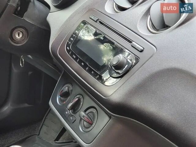 Серый Сеат Ибица, объемом двигателя 1.4 л и пробегом 285 тыс. км за 5900 $, фото 6 на Automoto.ua