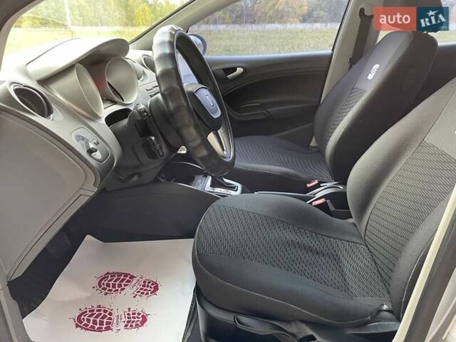 Сеат Ибица 2011 в Киеве на Automoto.ua Серый Сеат Ибица, объемом двигателя 1.2 л и пробегом 170 тыс. км за 7850 $, фото 9 на Automoto.ua