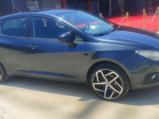 Сірий Сеат Ibiza, об'ємом двигуна 1.2 л та пробігом 230 тис. км за 5000 $, фото 1 на Automoto.ua