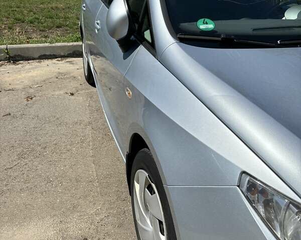 Сірий Сеат Ibiza, об'ємом двигуна 1.2 л та пробігом 178 тис. км за 5000 $, фото 5 на Automoto.ua