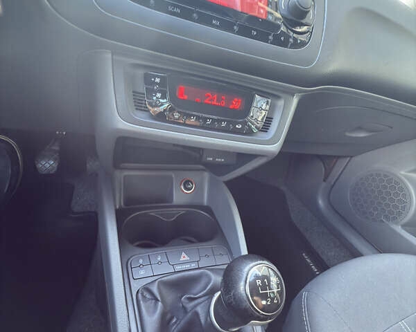 Сірий Сеат Ibiza, об'ємом двигуна 1.2 л та пробігом 169 тис. км за 5999 $, фото 30 на Automoto.ua