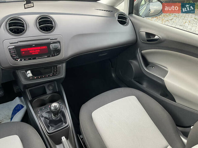 Сірий Сеат Ibiza, об'ємом двигуна 1.6 л та пробігом 177 тис. км за 9499 $, фото 12 на Automoto.ua