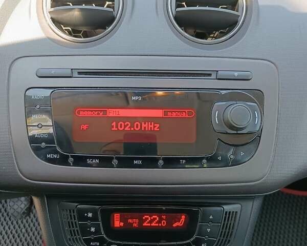 Сірий Сеат Ibiza, об'ємом двигуна 1.39 л та пробігом 274 тис. км за 5900 $, фото 16 на Automoto.ua