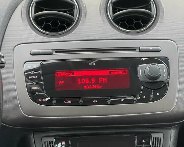 Сірий Сеат Ibiza, об'ємом двигуна 1.6 л та пробігом 177 тис. км за 9499 $, фото 15 на Automoto.ua