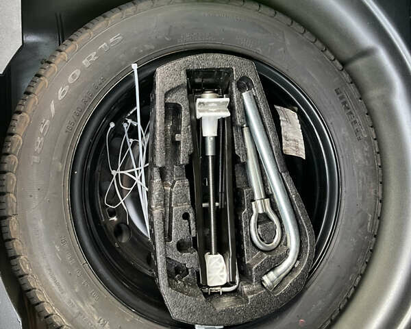 Сірий Сеат Ibiza, об'ємом двигуна 1.6 л та пробігом 177 тис. км за 9499 $, фото 27 на Automoto.ua