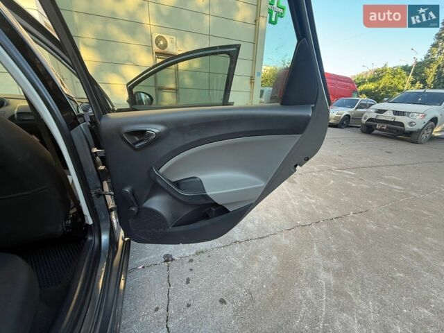 Сірий Сеат Ibiza, об'ємом двигуна 1.2 л та пробігом 252 тис. км за 3999 $, фото 36 на Automoto.ua
