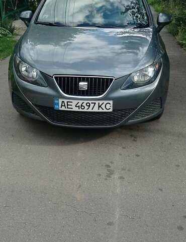 Серый Сеат Ибица, объемом двигателя 1.2 л и пробегом 212 тыс. км за 5000 $, фото 1 на Automoto.ua