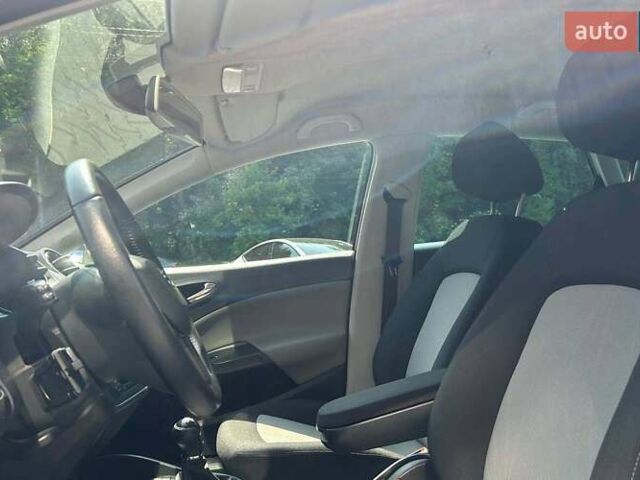Сірий Сеат Ibiza, об'ємом двигуна 1.2 л та пробігом 234 тис. км за 7200 $, фото 9 на Automoto.ua