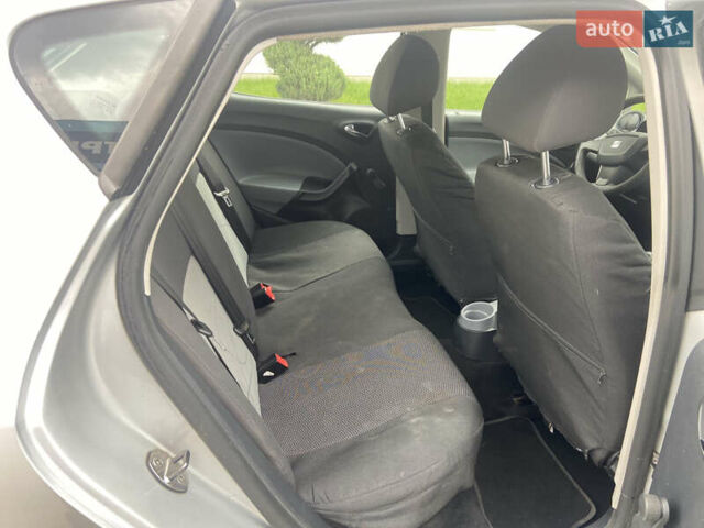 Сеат Ибица 2013 в Киеве на Automoto.ua Серый Сеат Ибица, объемом двигателя 1.39 л и пробегом 233 тыс. км за 5000 $, фото 11 на Automoto.ua