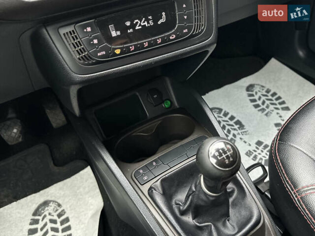 Серый Сеат Ибица, объемом двигателя 1.2 л и пробегом 142 тыс. км за 7700 $, фото 37 на Automoto.ua