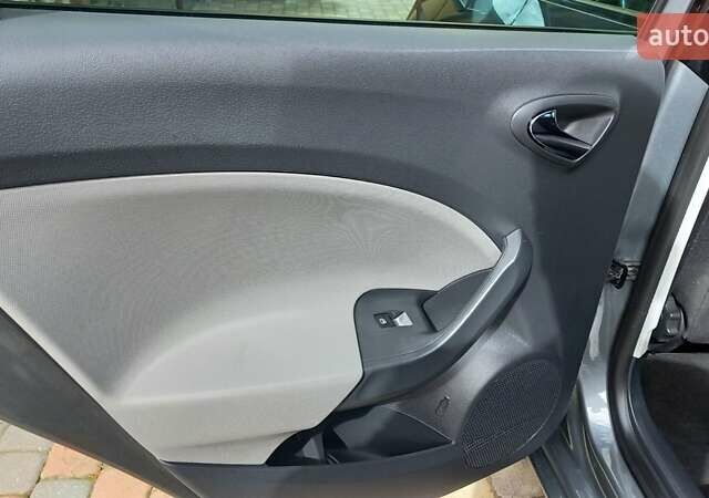 Сірий Сеат Ibiza, об'ємом двигуна 1.2 л та пробігом 207 тис. км за 6000 $, фото 30 на Automoto.ua