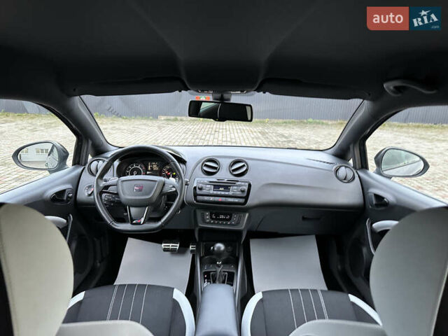 Серый Сеат Ибица, объемом двигателя 1.4 л и пробегом 197 тыс. км за 9999 $, фото 56 на Automoto.ua