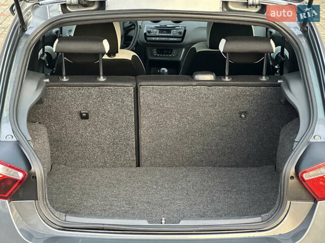 Серый Сеат Ибица, объемом двигателя 1.4 л и пробегом 197 тыс. км за 9999 $, фото 68 на Automoto.ua