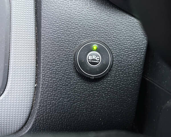 Сеат Ибица 2013 в Киеве на Automoto.ua Серый Сеат Ибица, объемом двигателя 1.39 л и пробегом 233 тыс. км за 5000 $, фото 25 на Automoto.ua