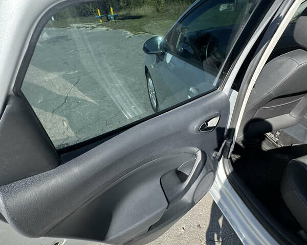 Сірий Сеат Ibiza, об'ємом двигуна 1.2 л та пробігом 106 тис. км за 5800 $, фото 23 на Automoto.ua