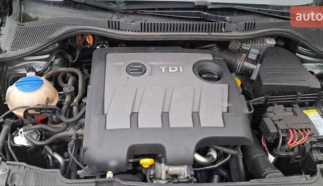 Серый Сеат Ибица, объемом двигателя 1.6 л и пробегом 156 тыс. км за 7900 $, фото 10 на Automoto.ua