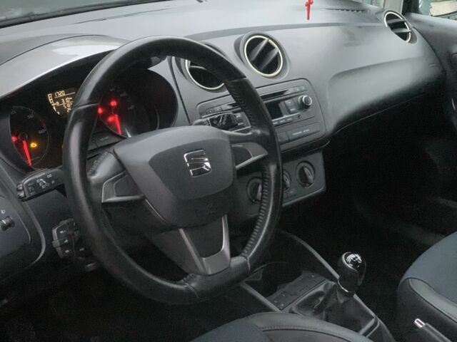Серый Сеат Ибица, объемом двигателя 1.2 л и пробегом 52 тыс. км за 7700 $, фото 12 на Automoto.ua