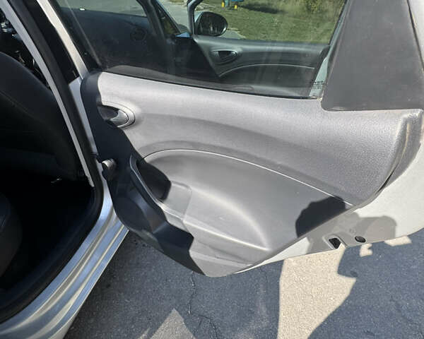 Сірий Сеат Ibiza, об'ємом двигуна 1.2 л та пробігом 106 тис. км за 5800 $, фото 19 на Automoto.ua