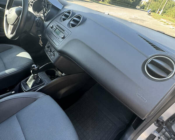 Сірий Сеат Ibiza, об'ємом двигуна 1.2 л та пробігом 106 тис. км за 5800 $, фото 16 на Automoto.ua