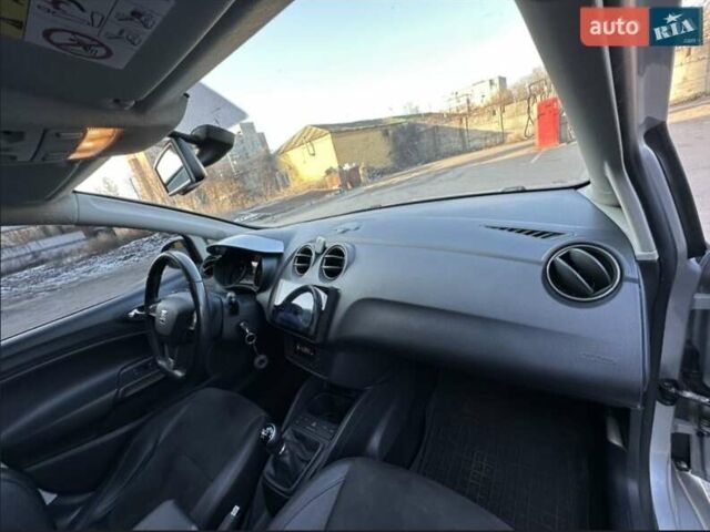 Сірий Сеат Ibiza, об'ємом двигуна 1.6 л та пробігом 219 тис. км за 9500 $, фото 15 на Automoto.ua