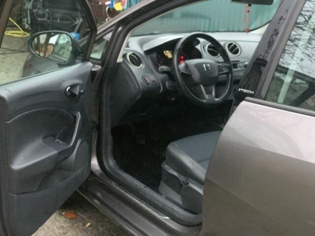 Серый Сеат Ибица, объемом двигателя 1.2 л и пробегом 52 тыс. км за 7700 $, фото 14 на Automoto.ua