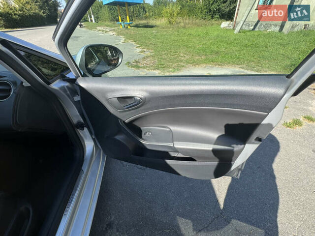 Сірий Сеат Ibiza, об'ємом двигуна 1.2 л та пробігом 106 тис. км за 5800 $, фото 13 на Automoto.ua