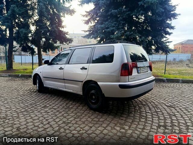 Серый Сеат Ибица, объемом двигателя 1.4 л и пробегом 219 тыс. км за 2650 $, фото 3 на Automoto.ua