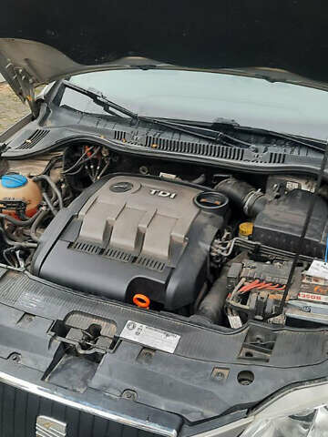 Сірий Сеат Ibiza, об'ємом двигуна 1.2 л та пробігом 255 тис. км за 5400 $, фото 7 на Automoto.ua