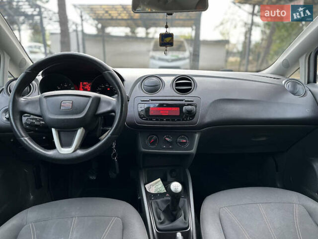 Сірий Сеат Ibiza, об'ємом двигуна 1.2 л та пробігом 244 тис. км за 5200 $, фото 19 на Automoto.ua