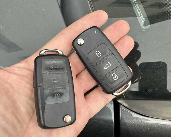 Серый Сеат Ибица, объемом двигателя 1.2 л и пробегом 360 тыс. км за 4350 $, фото 16 на Automoto.ua