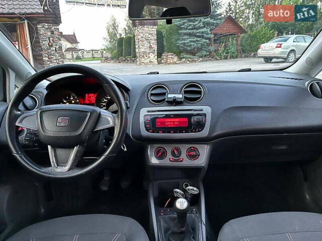 Сірий Сеат Ibiza, об'ємом двигуна 1.2 л та пробігом 216 тис. км за 5500 $, фото 16 на Automoto.ua