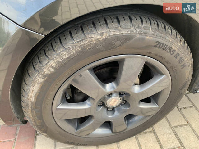 Сеат Ибица 2010 в Измаиле на Automoto.ua Серый Сеат Ибица, объемом двигателя 1.2 л и пробегом 241 тыс. км за 5000 $, фото 19 на Automoto.ua