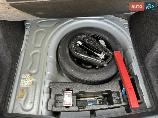 Сірий Сеат Ibiza, об'ємом двигуна 1.2 л та пробігом 244 тис. км за 5200 $, фото 29 на Automoto.ua