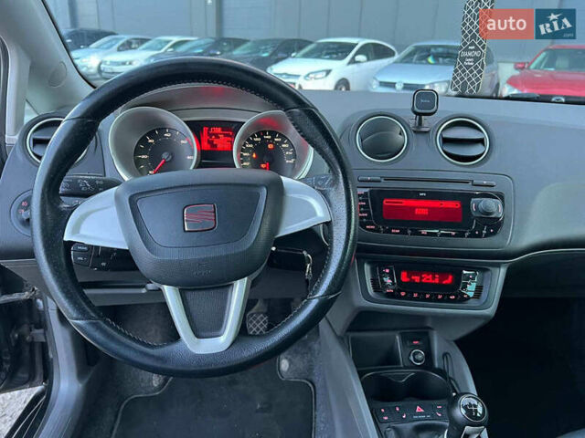 Сірий Сеат Ibiza, об'ємом двигуна 1.2 л та пробігом 210 тис. км за 6180 $, фото 21 на Automoto.ua