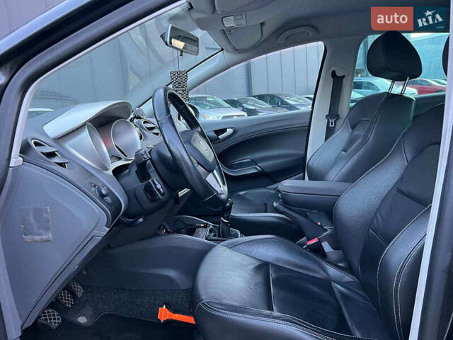 Сірий Сеат Ibiza, об'ємом двигуна 1.2 л та пробігом 210 тис. км за 6180 $, фото 35 на Automoto.ua