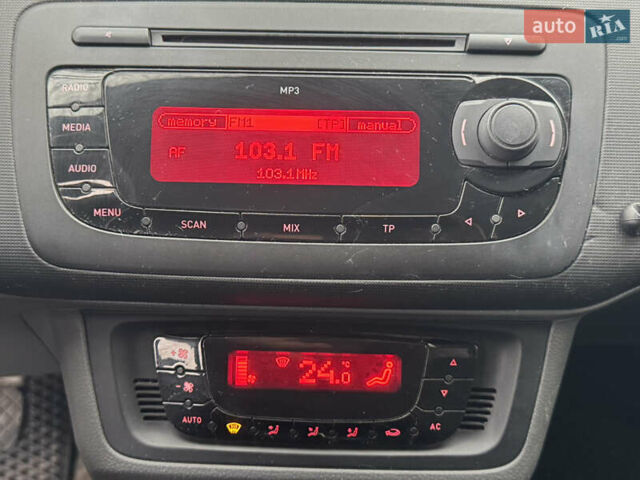 Серый Сеат Ибица, объемом двигателя 1.2 л и пробегом 136 тыс. км за 7700 $, фото 19 на Automoto.ua