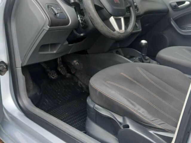 Сірий Сеат Ibiza, об'ємом двигуна 1.2 л та пробігом 183 тис. км за 5200 $, фото 8 на Automoto.ua